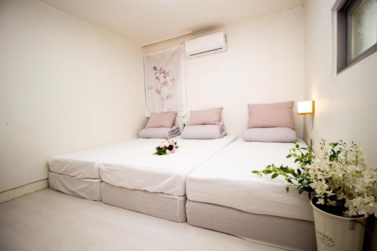 Yab-Guesthouse, Femaleonly, Foreignonly Seoel Buitenkant foto