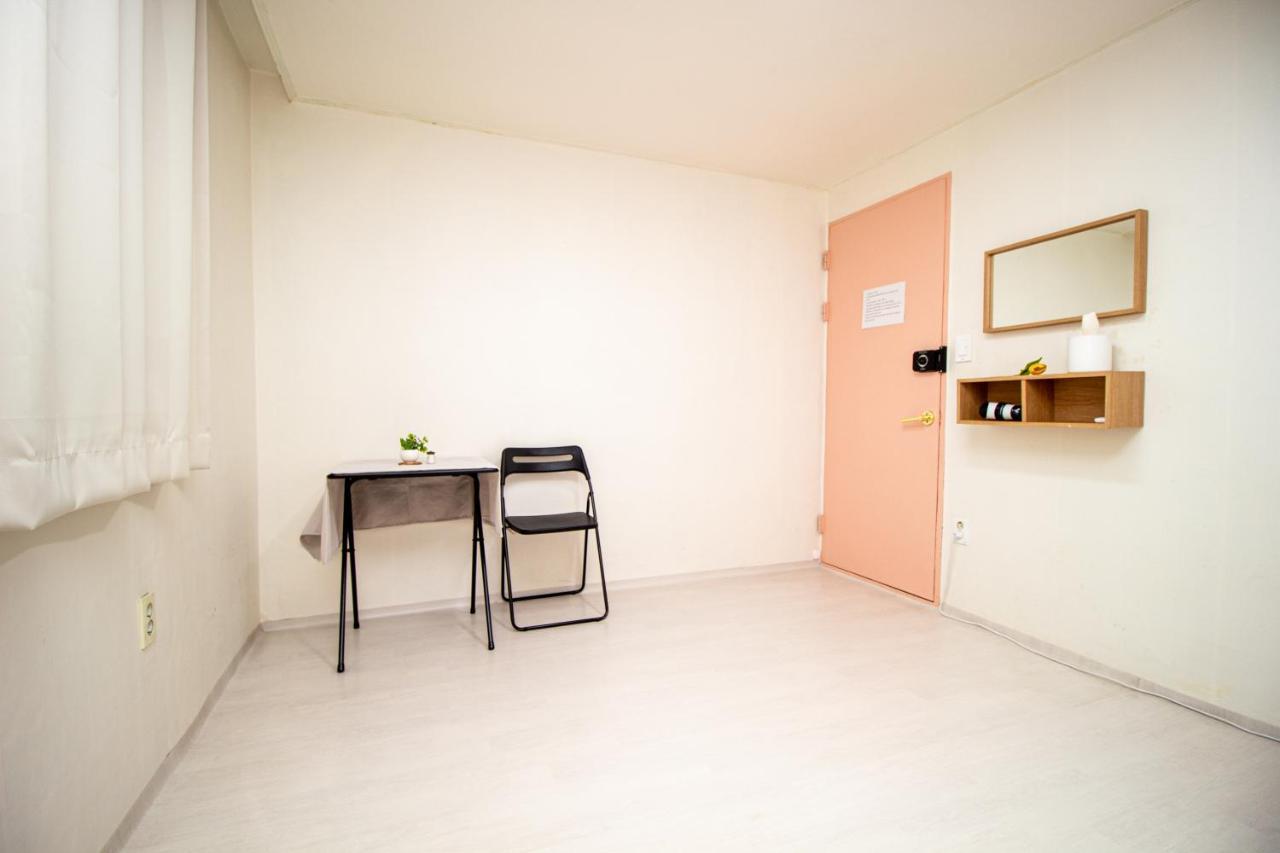 Yab-Guesthouse, Femaleonly, Foreignonly Seoel Buitenkant foto